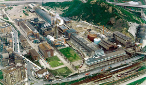 Vista aérea del barrio baracaldés de Lutxana, donde se asentaba la empresa Sefanitro. FOTO: www.ezagutubarakaldo.com