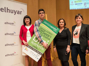 Begoña Garamendi, Jone Unzueta , Beñat Insunza y Leire Cancio.