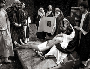 scena del Vía Crucis de 2014. FOTO: Asociación Vía Crucis de Balmaseda.